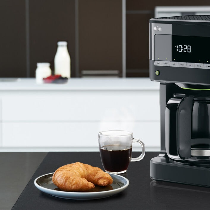 Braun BrewSense Drip Coffee Maker in Black