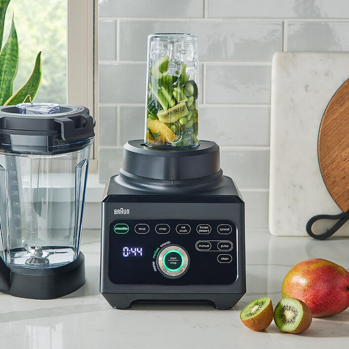 Review: I Tried the Beast Blender (and Now I'm a Smoothie Master)